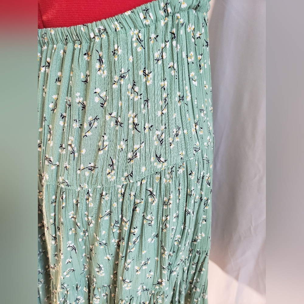 Angie Sage Green Floral Midi Dress - Picture 6 of 6